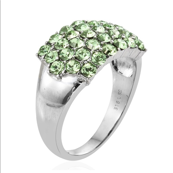 Stainless Steel Ring w/ SWAROVSKI Peridot - Picture 4 of 5